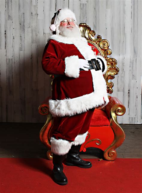 I’m Married To Santa Claus — Yes, Really. This Is What It’s Like