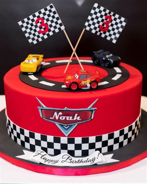 Cars Themed Birthday Cake in 2020 | Torta, Édességek, Születésnapi torták