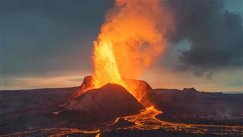 GNSS signals monitor volcano activity in Japan - GPS World : GPS World