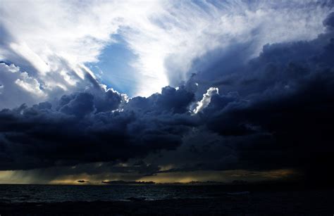 Stormy Clouds over the Sea Free Photo Download | FreeImages