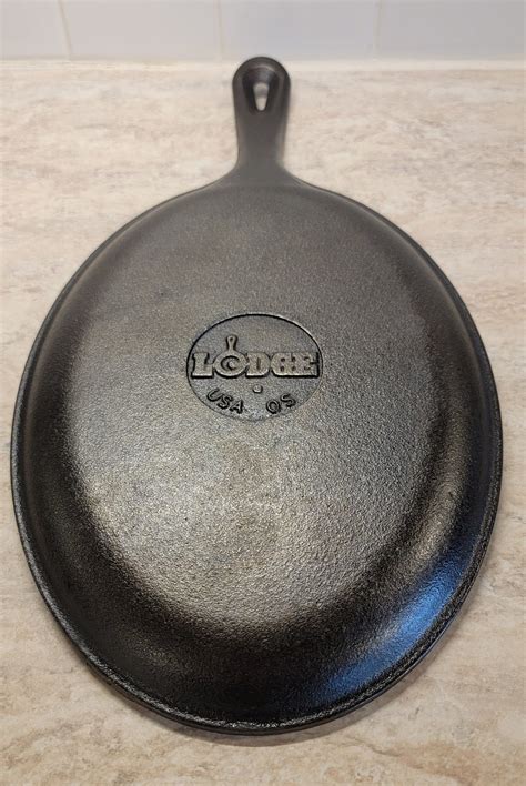 Lodge Cast Iron Oval OS2 Pan Seasoned ,frying Pan, Cast Iron Sizzler Pan,made in USA - Etsy