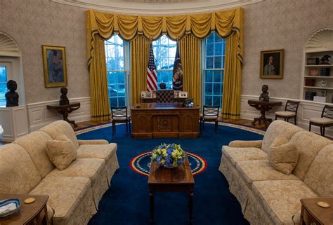 [B!] A look inside Biden’s Oval Office - The Washington Post