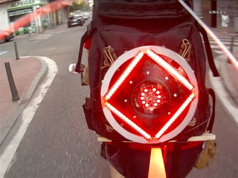 Bicycle Gets Turn Signals And Brake Lights For Added Safety | Hackaday