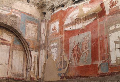 Visiting Pompeii and Herculaneum: A Day Trip to the Past