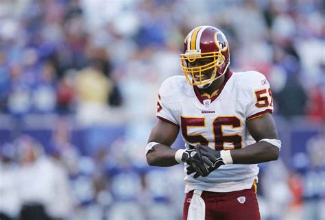 LaVar Arrington Bio: Age, Family, Career, NFL, Social Media - Players Bio