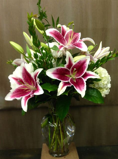 STARGAZER LILY BOQUET NEW-A105 in Sumter, SC | Newton's Greenhouse and Florist