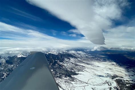 4 Ways To Recognize Mountain Wave From The Air | Boldmethod