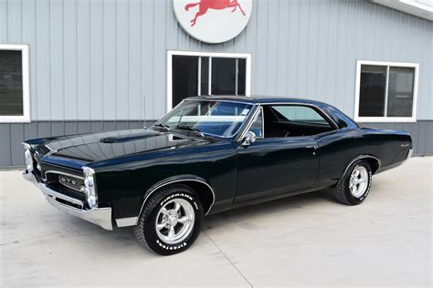 1967 Pontiac Tempest (GTO Tribute) | Coyote Classics