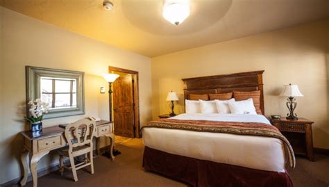 All Rooms | Springdale | Cable Mountain Lodge at Zion National Park