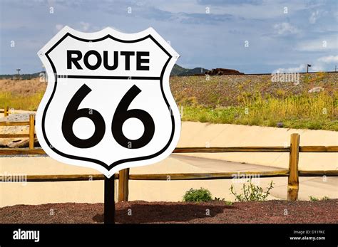 Route 66 Sign Arizona Stock Photos & Route 66 Sign Arizona Stock Images ...