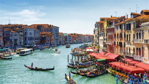 10 Best Luxury Hotels in Venice with Grand Canal Views - EatDoSleep