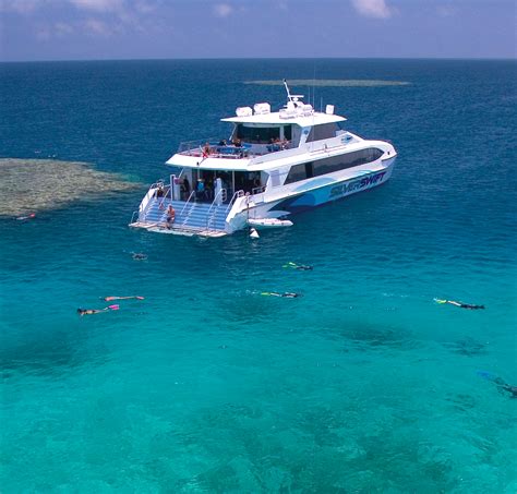 Great Barrier Reef Tour | Visit 3 Reefs | 5 Hours Dive & Snorkel