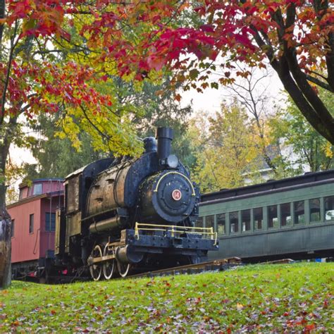 These 6 U.S. Scenic Train Rides Offer The Best Fall Views This Year ...