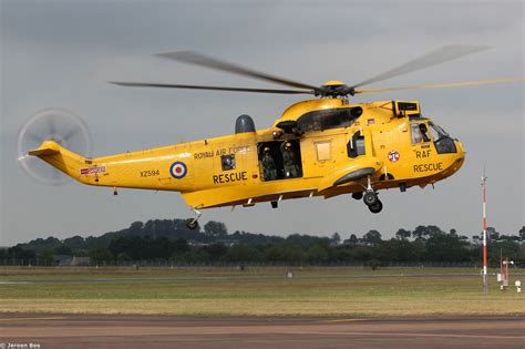 Westland Sea King HAR3 XZ594 RAF at Fairford UK, RIAT 2015 | Riat, Royal navy, Search and rescue