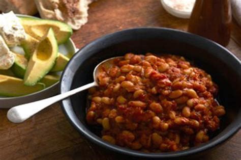 Weekend Recipe: Baked Beans with Mustard Seeds, Vinegar & Tomato ...