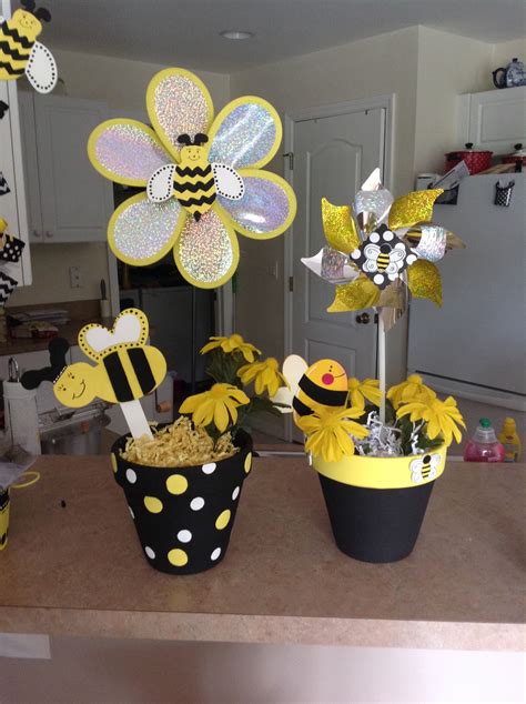 Bee day centerpiece, 1st birthday bumble bee theme | Bee theme party ...