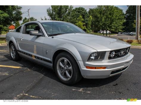 2006 Ford Mustang V6 Premium Coupe Exterior Photos | GTCarLot.com