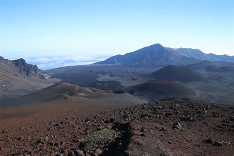 The Best Day Hikes in Haleakala Crater, Maui – Wandering Wheatleys