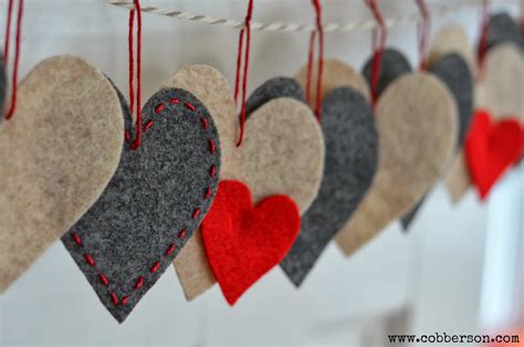 DIY Valentine's Day Felt Heart Garland - Cobberson + Co.