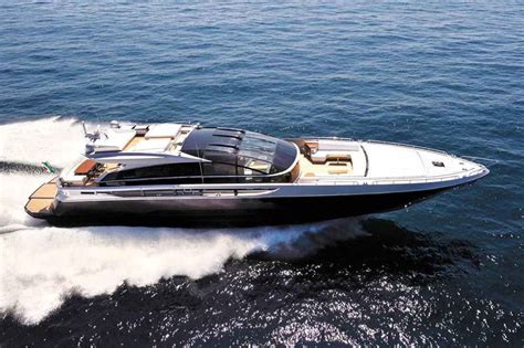 History Supreme: The world's most luxurious yacht - Al Bahar