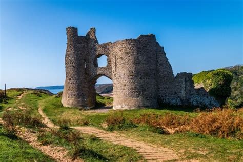 Pennard Castle photo spot, Parkmill