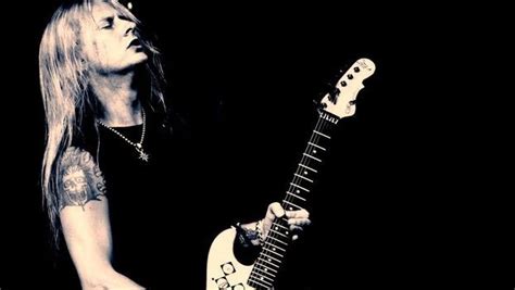 Archive: Jerry Cantrell on His First Solo Album and the State of Alice In Chains | Guitar World