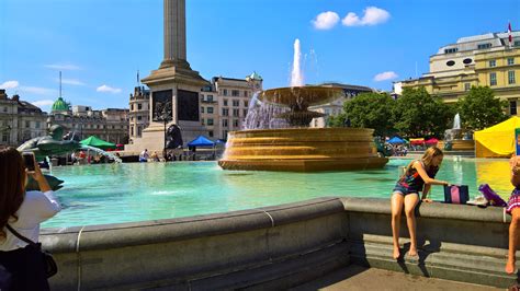 A picture of Trafalgar Square I took a couple of years ago. It was 35°c that day. : CasualUK
