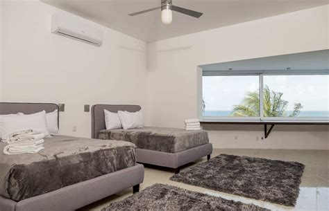 6 BR BEACHFRONT VILLA | Cancun Luxury Rentals