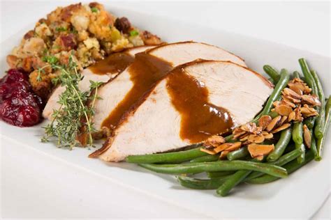 Head to Perry's Steakhouse for an All-Out Feast This Thanksgiving! - Goodtaste with Tanji