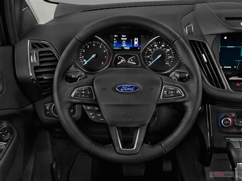 2018 Ford Escape: 184 Interior Photos | U.S. News