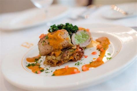 Broussard's Restaurant Reopens in New Orleans' French Quarter