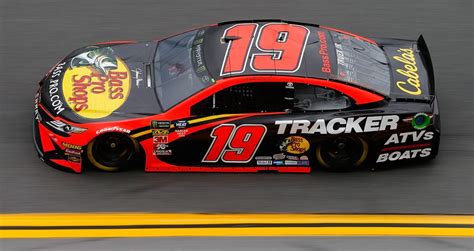 19-Martin-Truex-Jr - MRN - Motor Racing Network