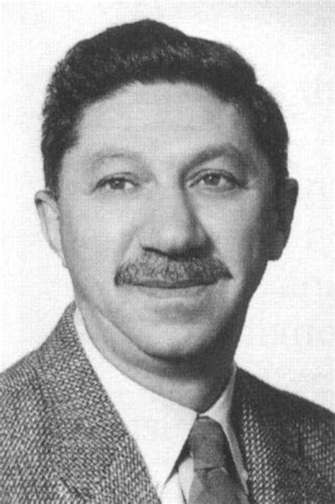 Abraham Maslow Biography - Life of American Psychologist