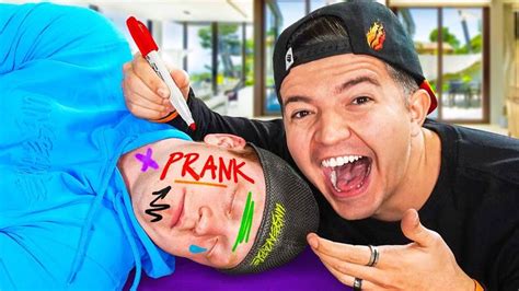 21 Ways to PRANK Unspeakable! - YouTube | House pranks, Pranks, Animal ...