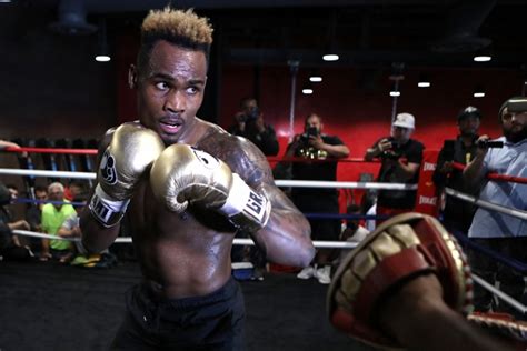 Photos: Jermell Charlo Continues To Grind For Austin Trout - Boxing News