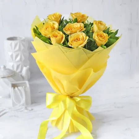 8 Yellow Roses Bouquet | CakeNBake Noida