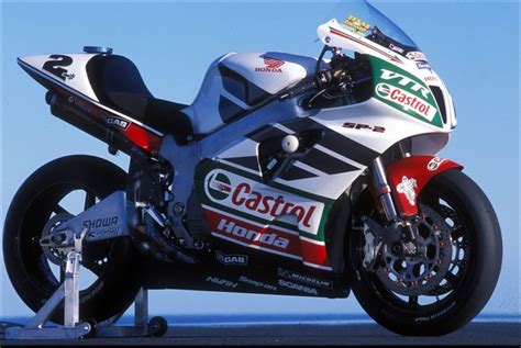 World Superbike: Looking Back At Honda's RC51 - Roadracing World Magazine | Motorcycle Riding ...