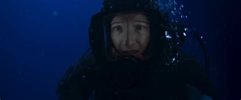 The Dive review: a tense underwater thriller | Film Stories