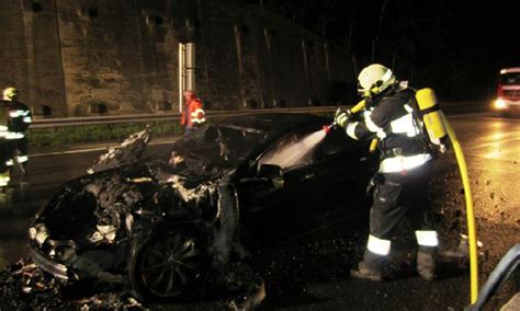 Behind the scene look at how firefighters disable a Tesla battery while ...