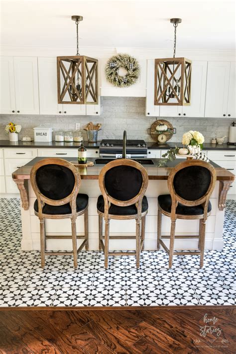 Beautiful Black & White Fall Farmhouse Kitchen | Home Stories A to Z