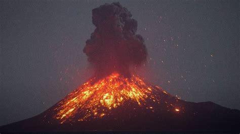 5 INCREDIBLE Volcano Eruptions Caught On Camera - YouTube