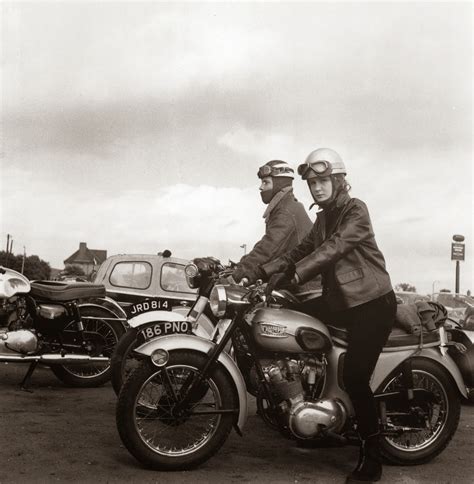 Collection Of 32 Badass Vintage Photographs Of Women And Motorcycles | Gold is Money - The ...