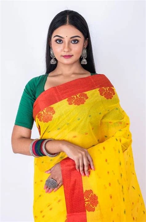 YELLOW AND RED Cotton KOLKATA SAREES at Rs 975 in Kolkata | ID ...