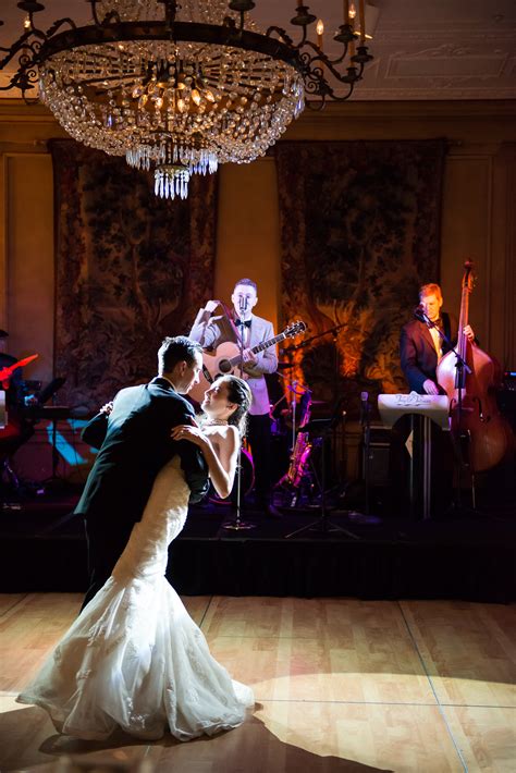 bride groom romantic first dance - The Purple Pebble - Dallas Fort Worth Wedding Photographers