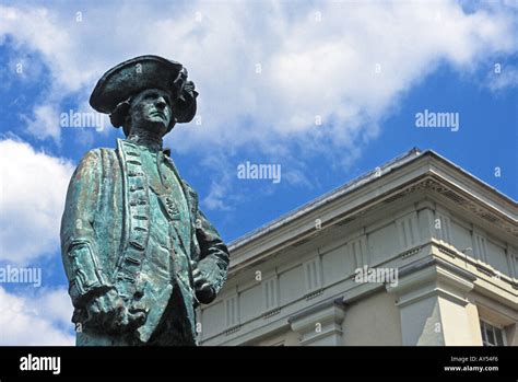 Statue of Captain James Cook at National Maritime Museum Greenwich ...