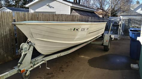 16' Starcraft Deep V boat | Michigan Sportsman - Online Michigan Hunting and Fishing Resource