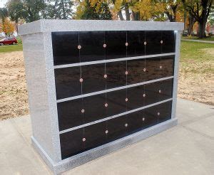 Niche Wall Columbarium – Grove Cemetery