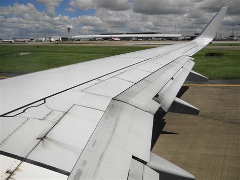 Air Queensland.blogspot: Wing shots galore - Qantas Airways Boeing 737 ...