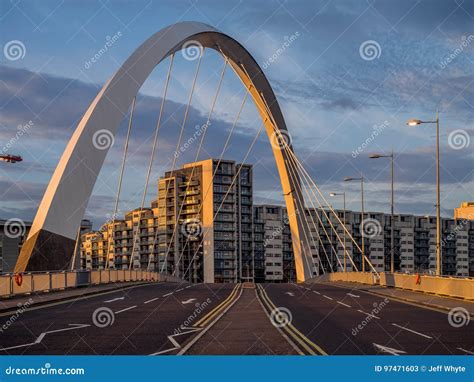 Clyde Arc bridge, Glasgow stock image. Image of curve - 97471603