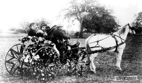 Rose Parade History - Tournament of Roses